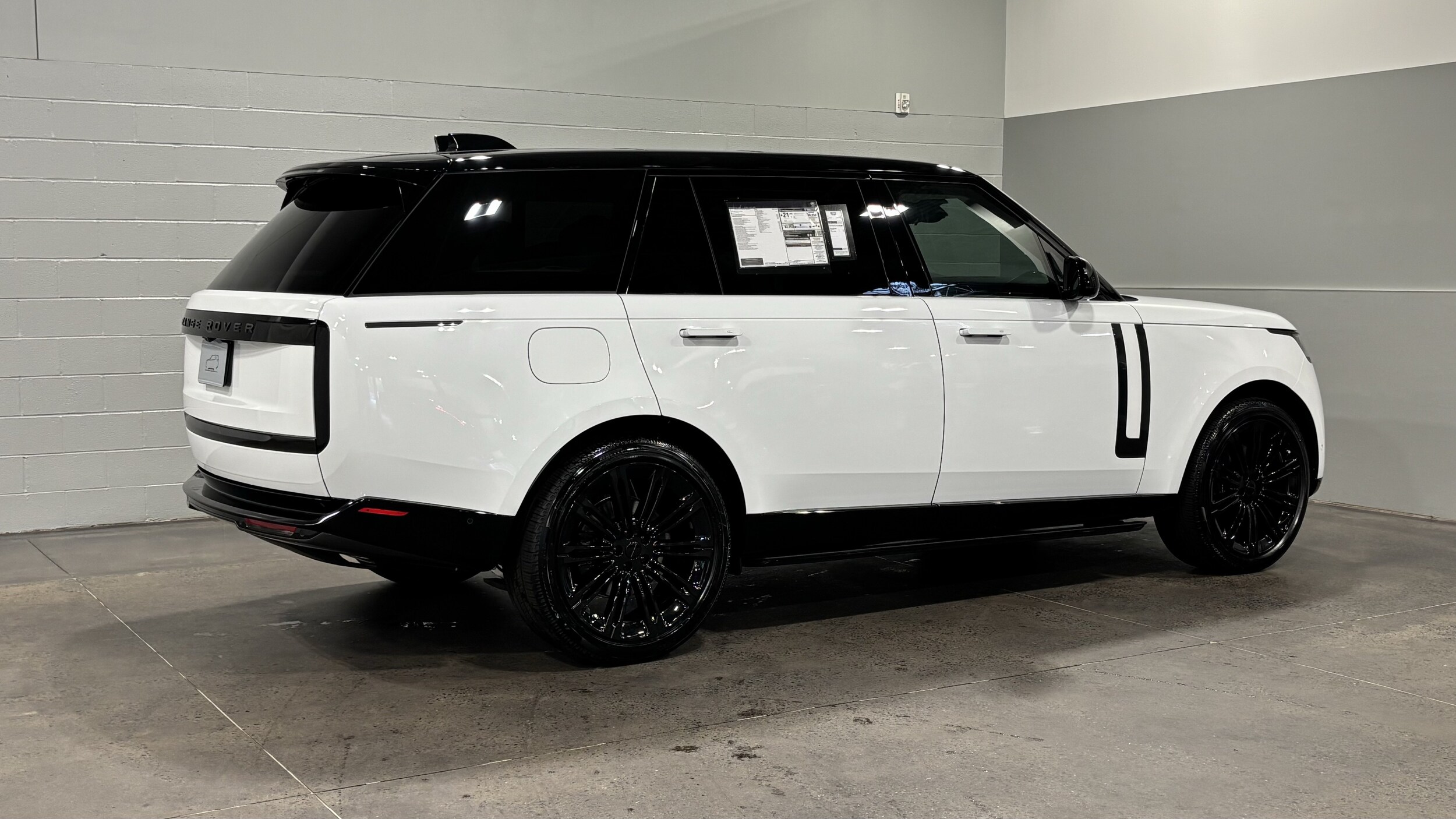 2026 Land Rover Range Rover SE