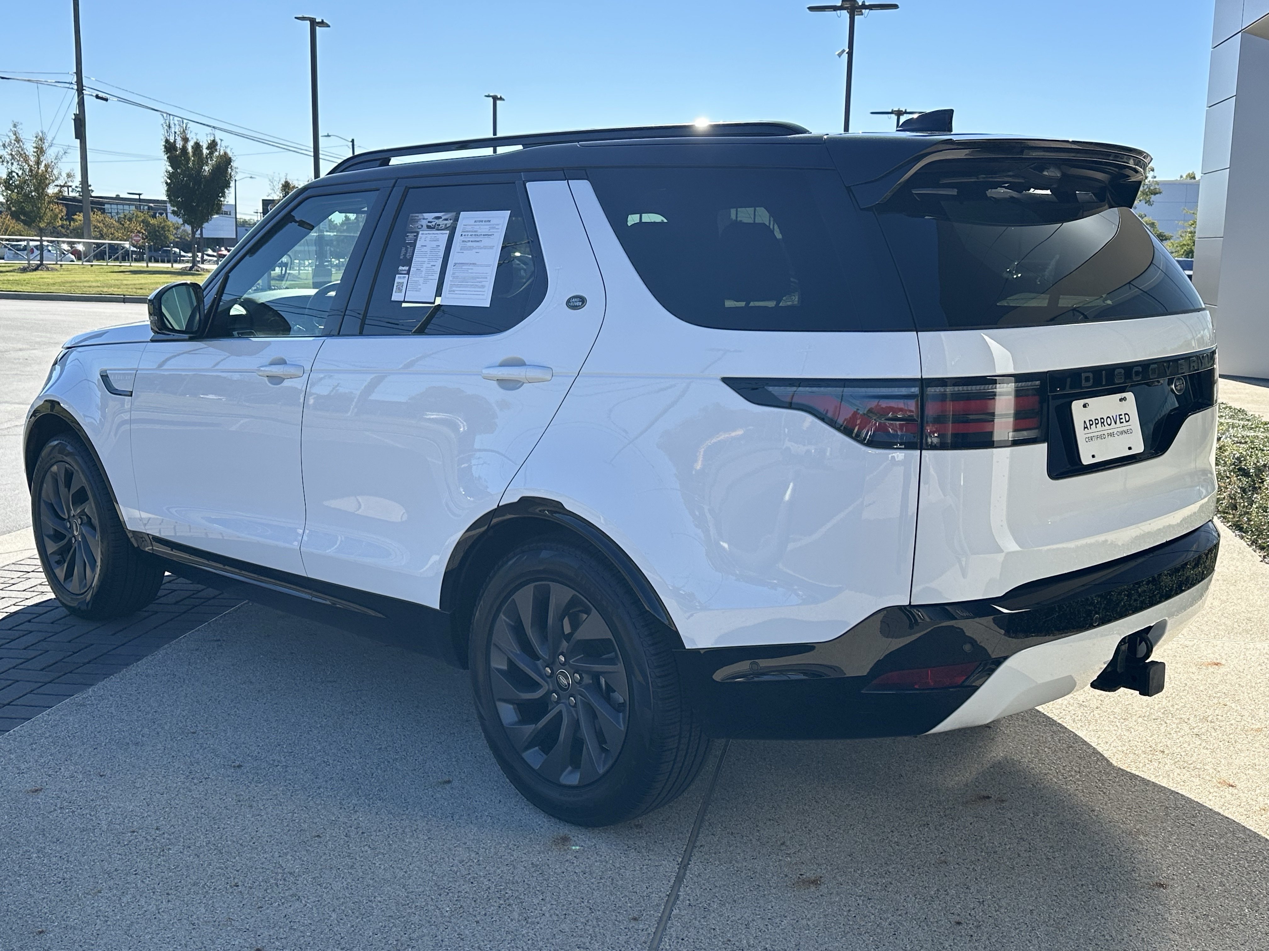 Certified 2023 Land Rover Discovery S R-Dynamic SUV