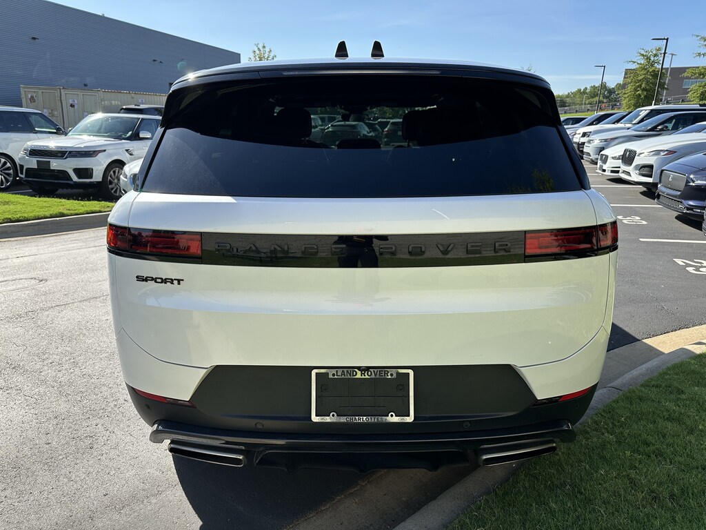 Used 2024 Land Rover Range Rover Sport SE SUV