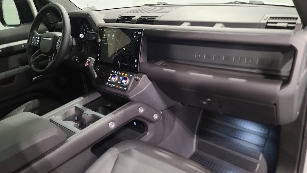 New 2026 Land Rover Defender 110 X-Dynamic SE SUV