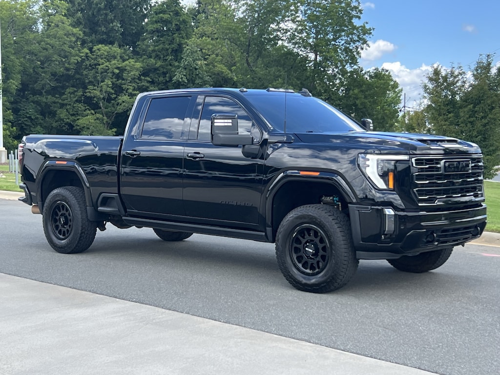 Used 2024 GMC Sierra 2500HD AT4 Pickup