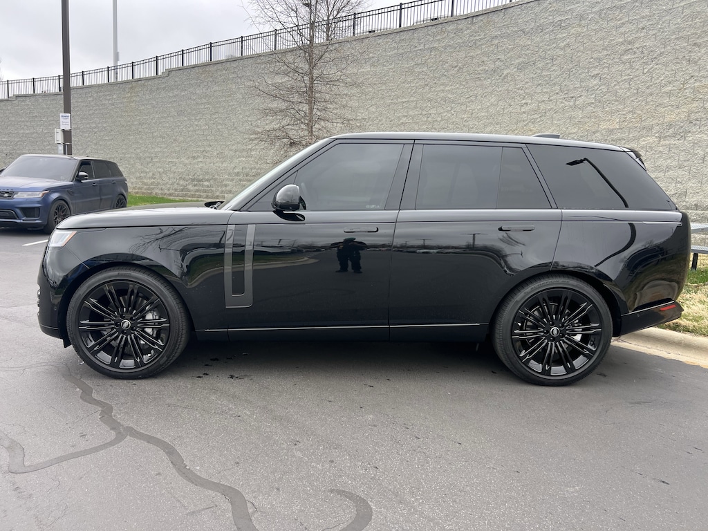 Certified 2025 Land Rover Range Rover SE SUV