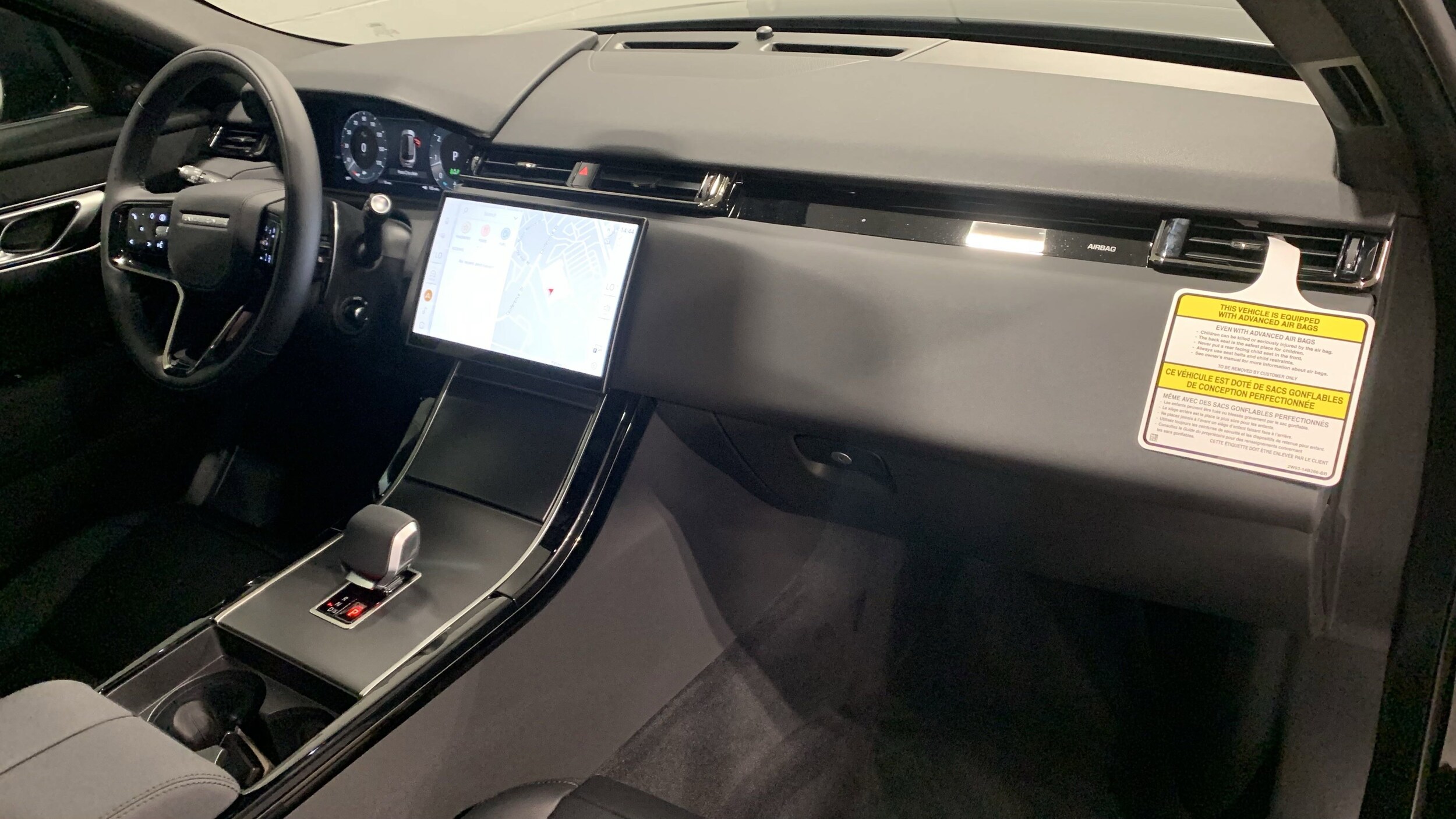 2026 Land Rover Range Rover Velar S photo 3