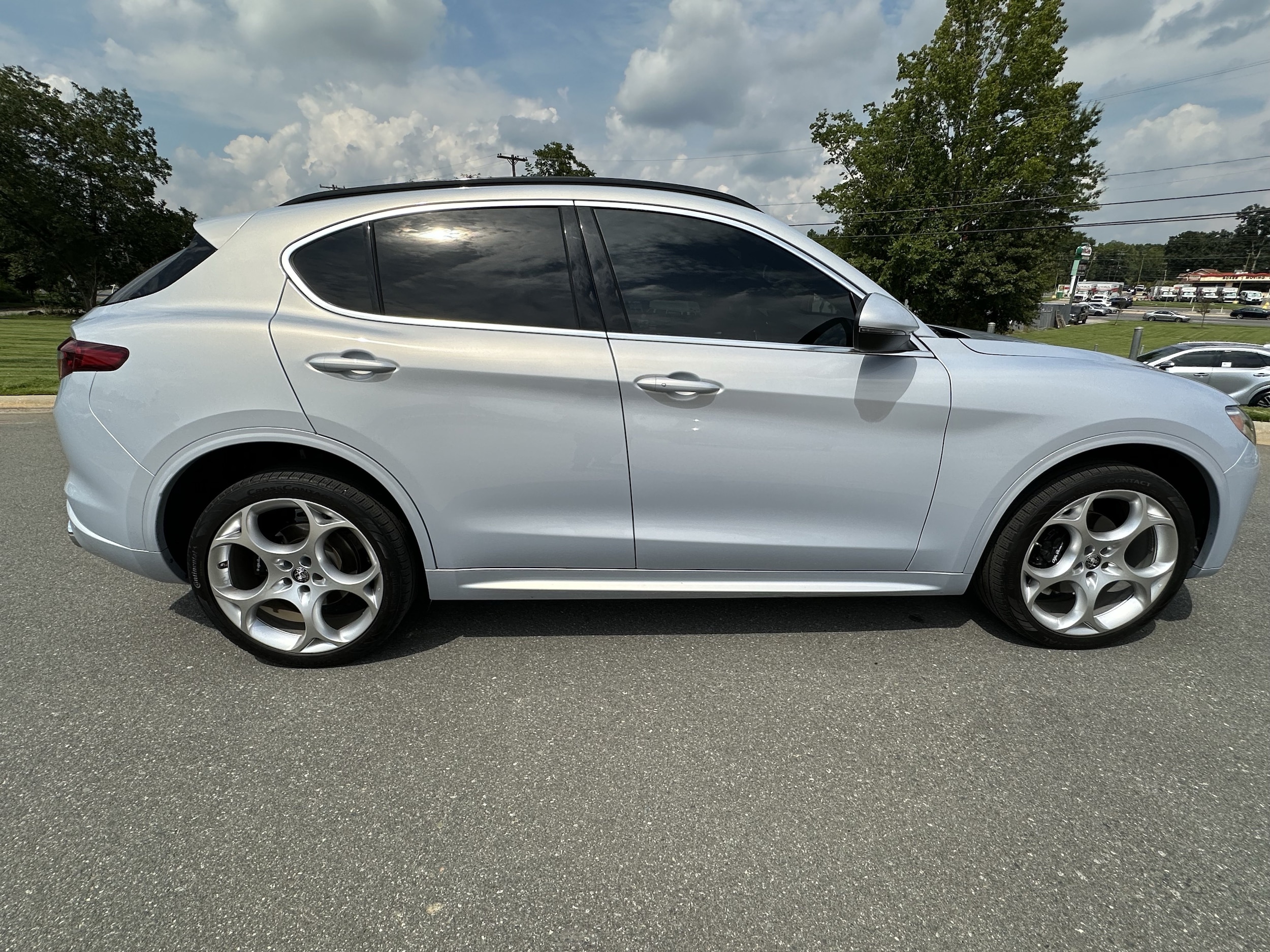 2023 Alfa Romeo Stelvio Lusso