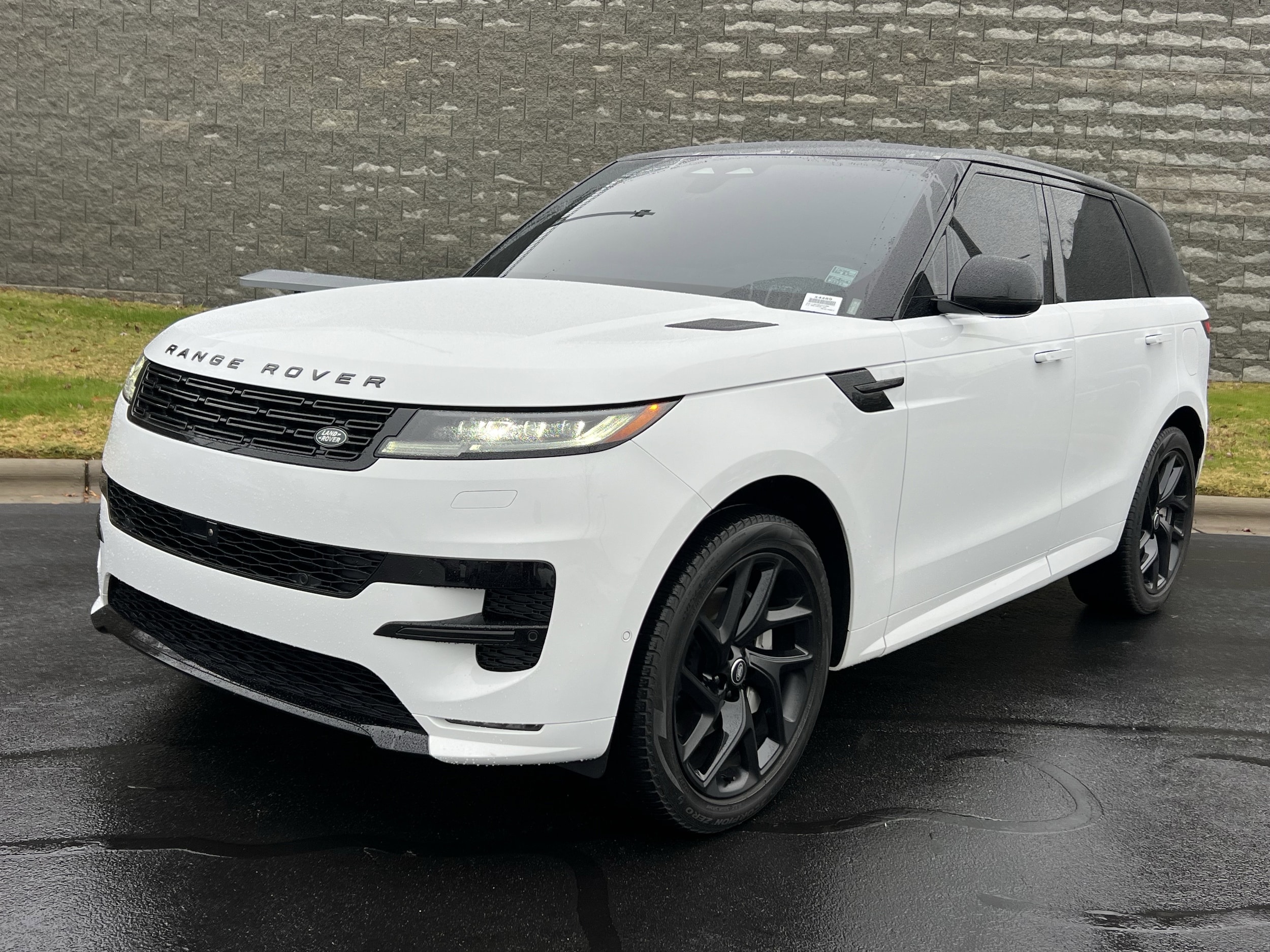 2025 Land Rover Range Rover Sport Dynamic SE's photo