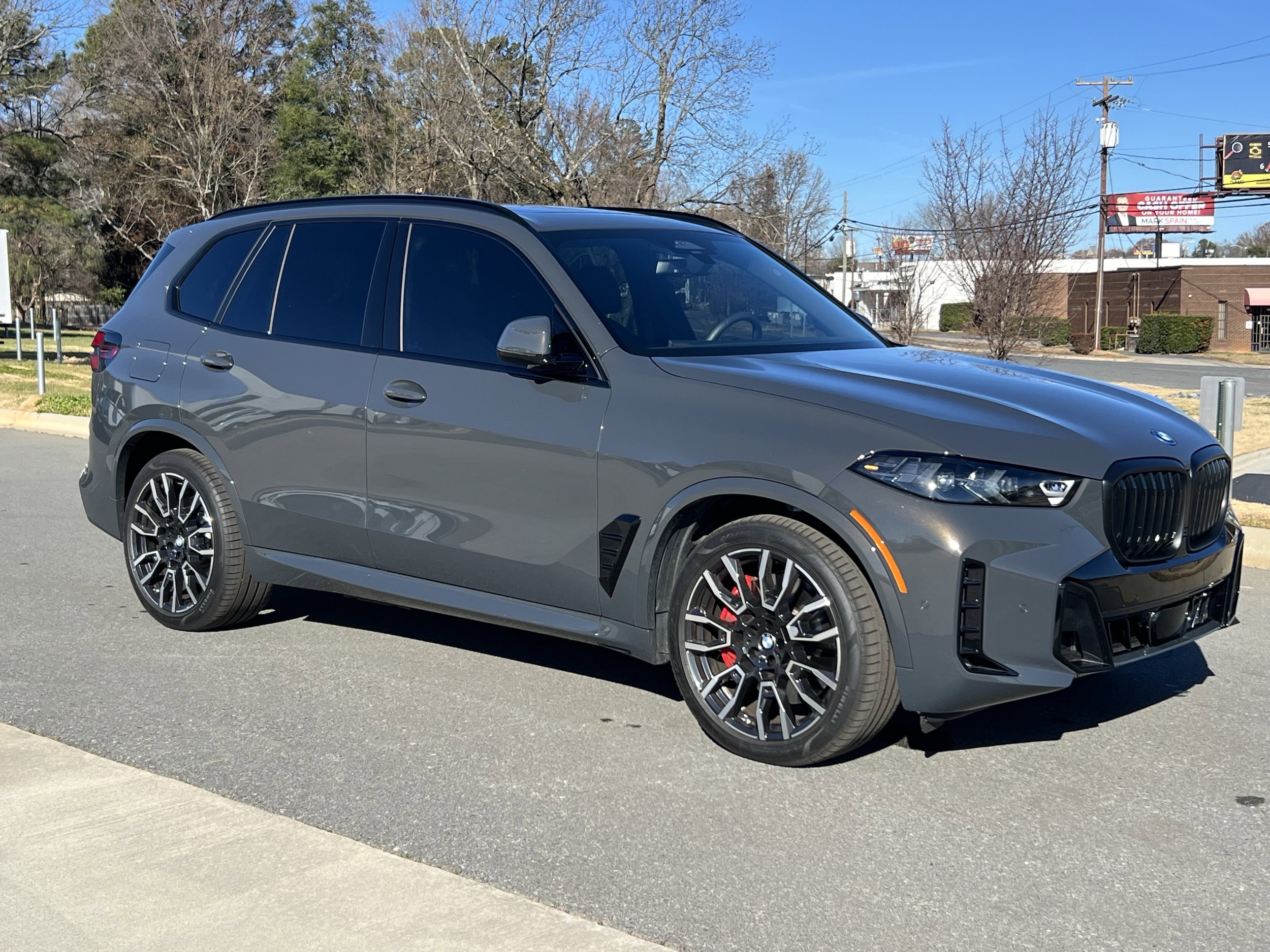 2026 BMW X5 50e's photo