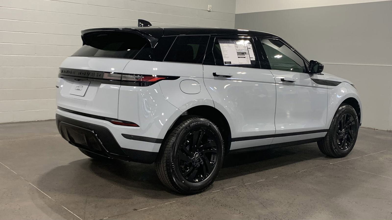 2026 Land Rover Range Rover Evoque S photo 2