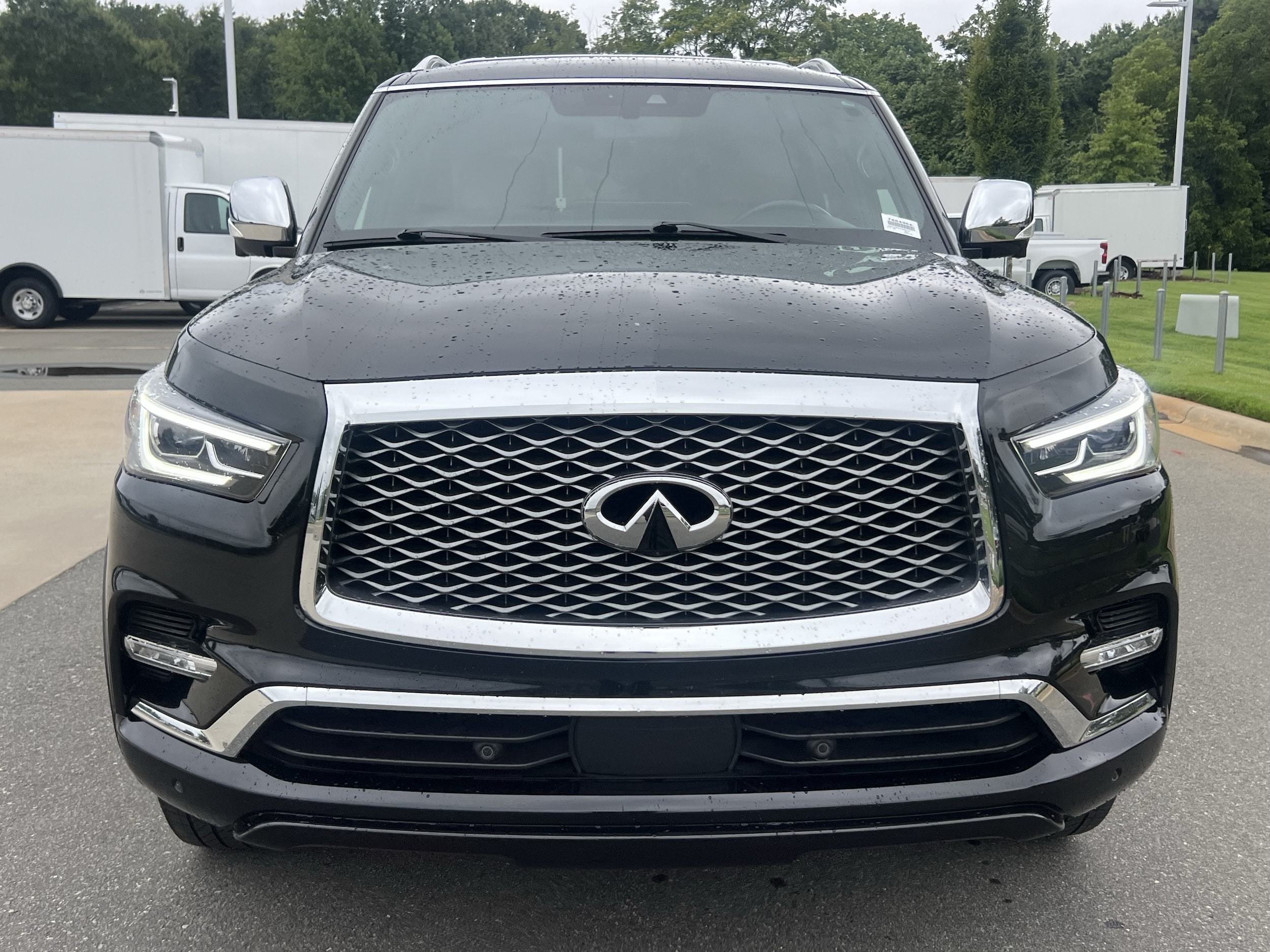 2023 INFINITI QX80 SENSORY
