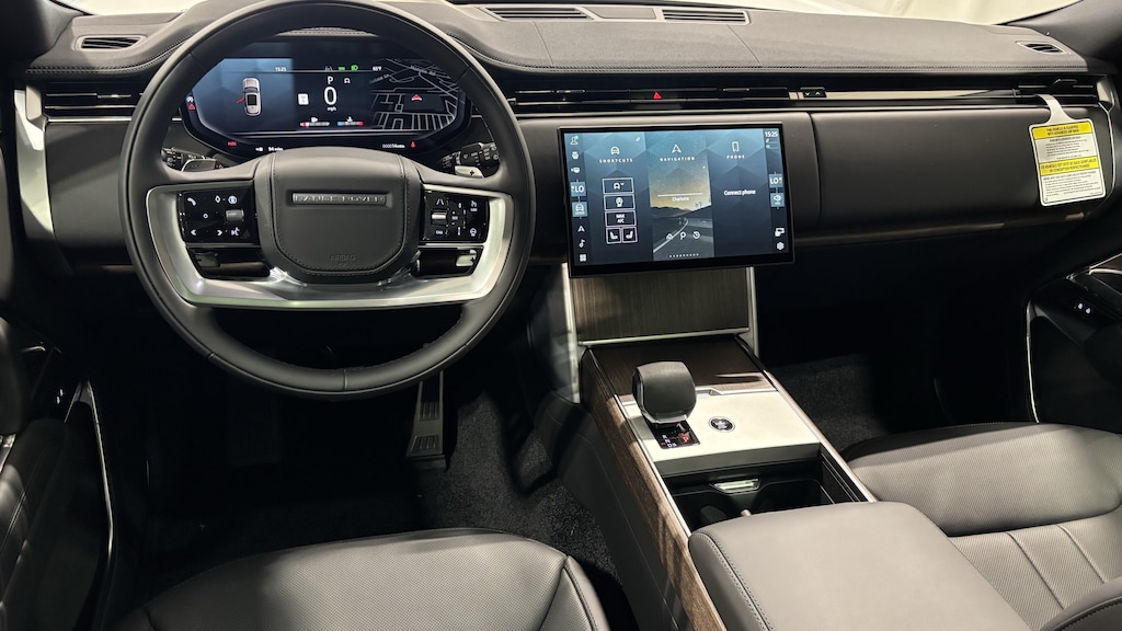 New 2026 Land Rover Range Rover SE SUV