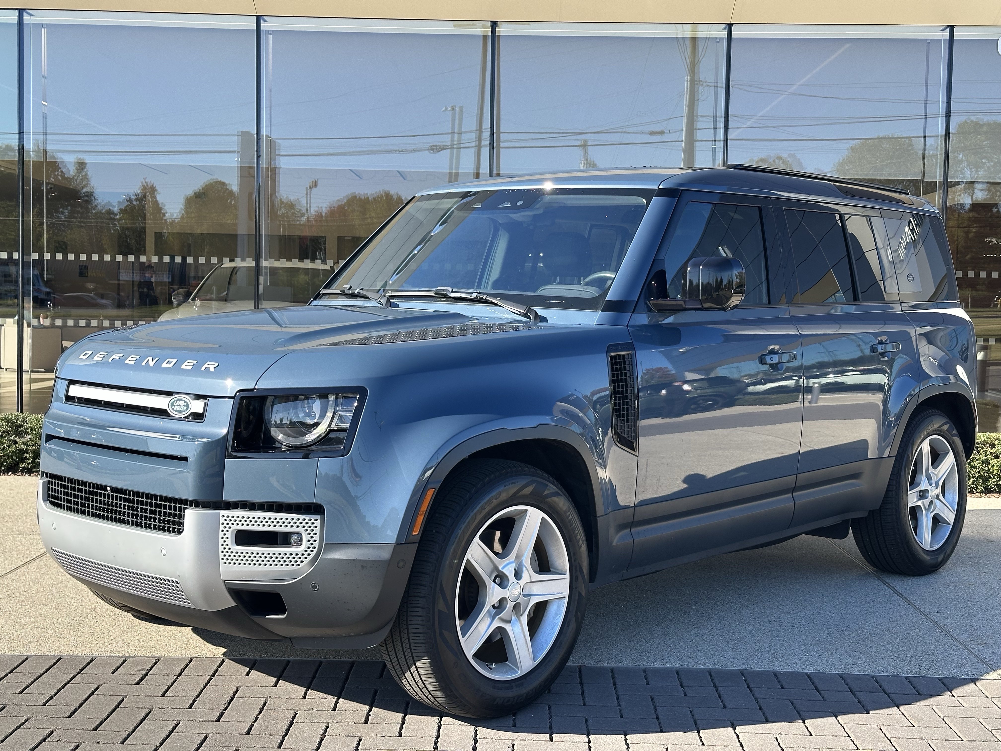 2020 Land Rover Defender SE SUV