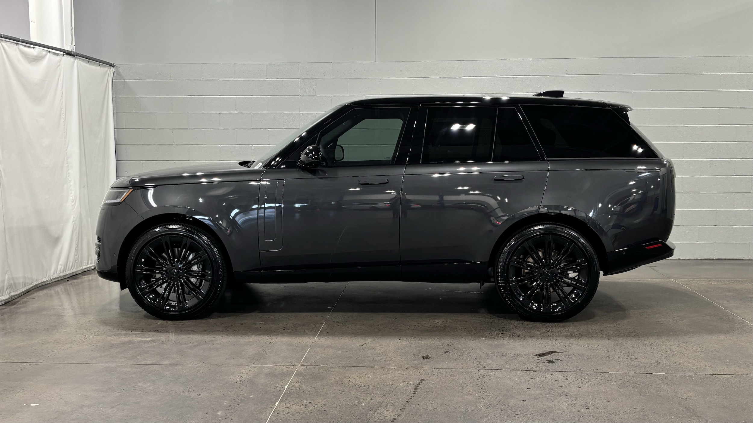 2026 Land Rover Range Rover SE
