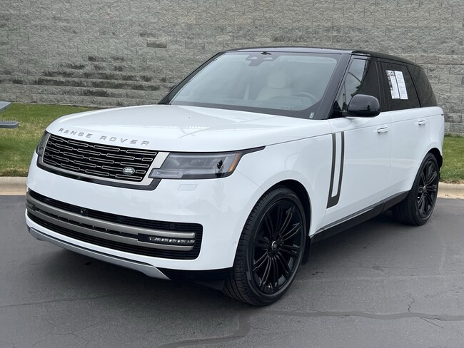 2024 Land Rover Range Rover SE SUV