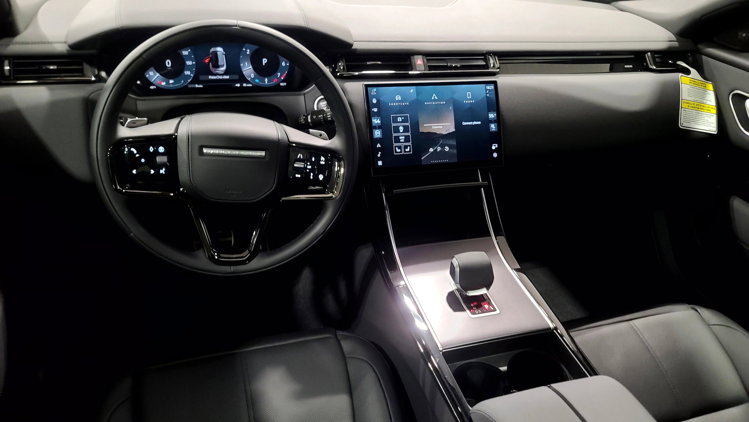 2026 Land Rover Range Rover Velar Dynamic SE photo 4