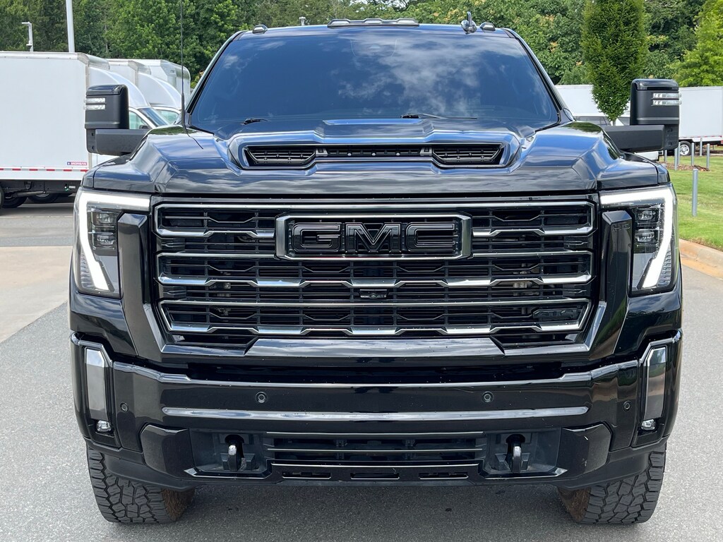 Used 2024 GMC Sierra 2500HD AT4 Pickup