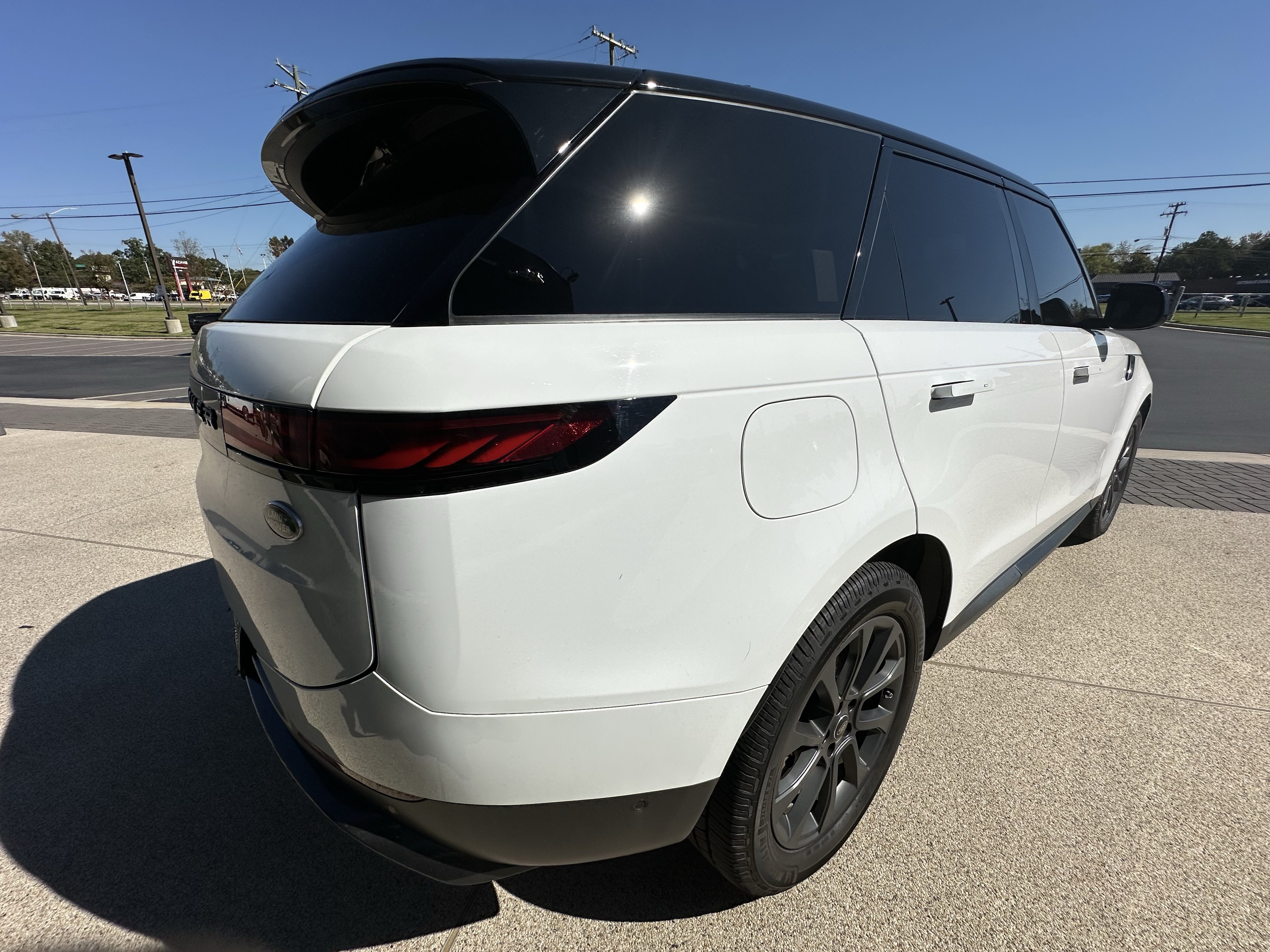 Used 2023 Land Rover Range Rover Sport SE SUV
