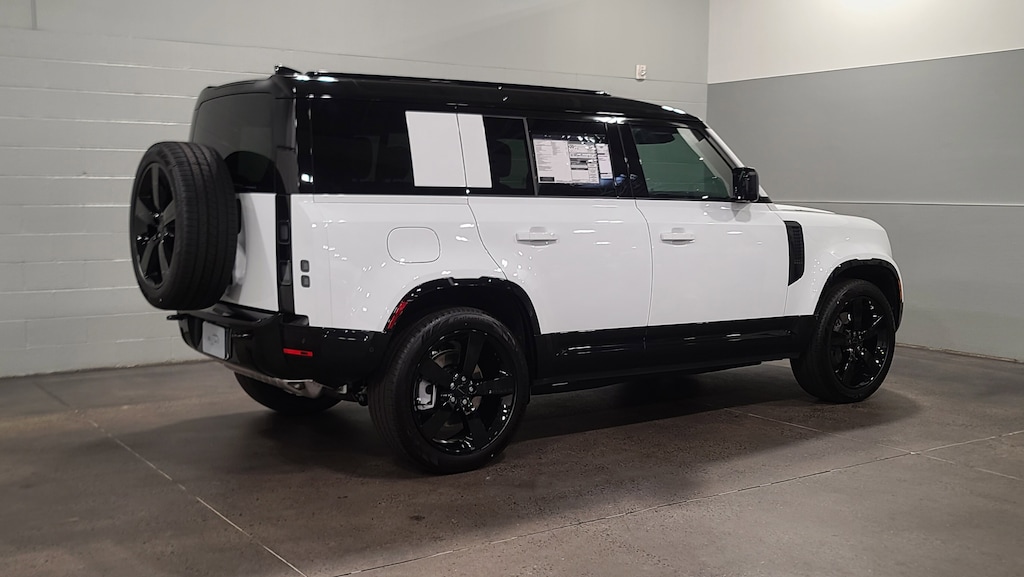 New 2026 Land Rover Defender 110 X-Dynamic SE SUV