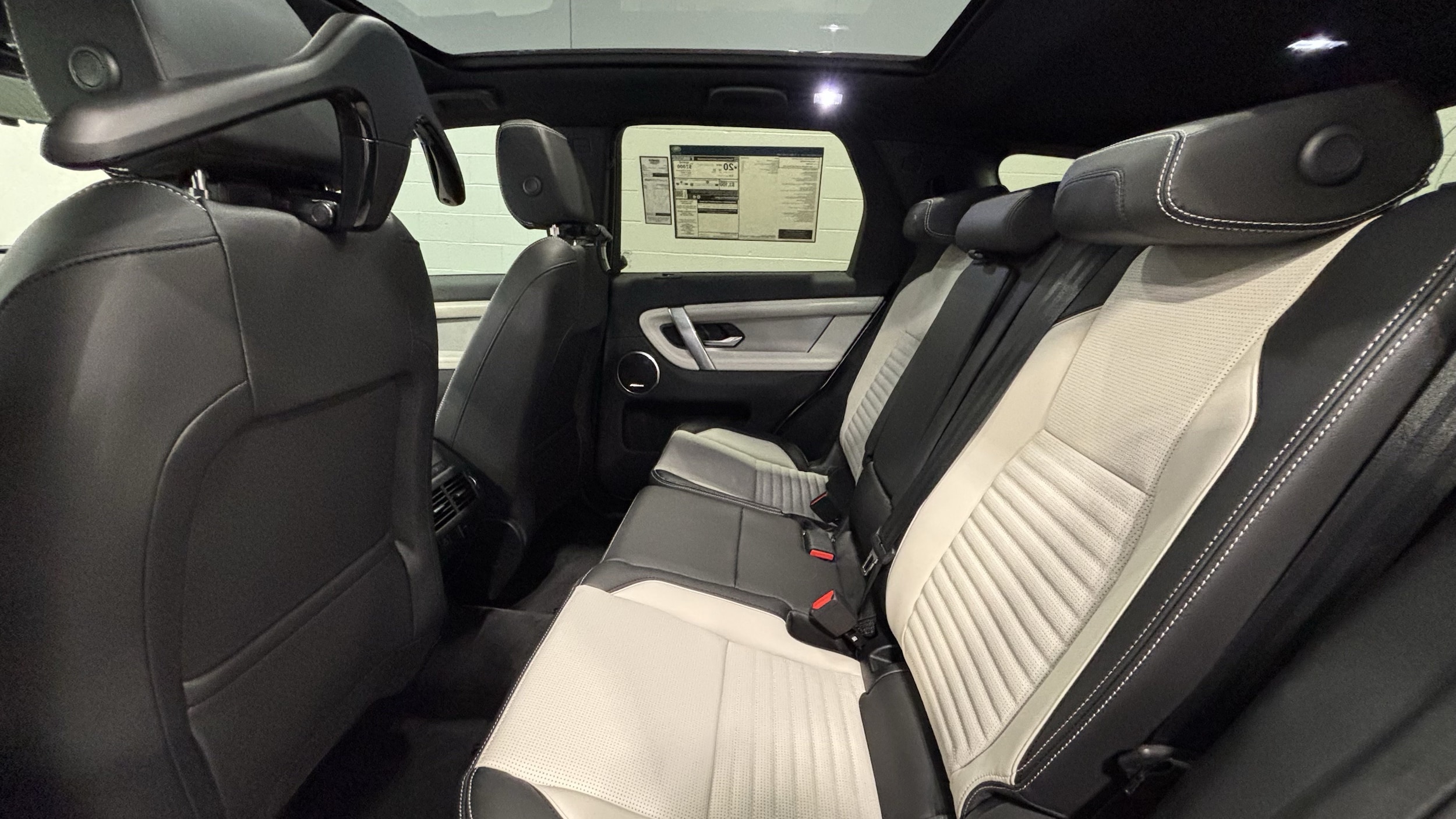 2026 Land Rover Discovery Sport Landmark
