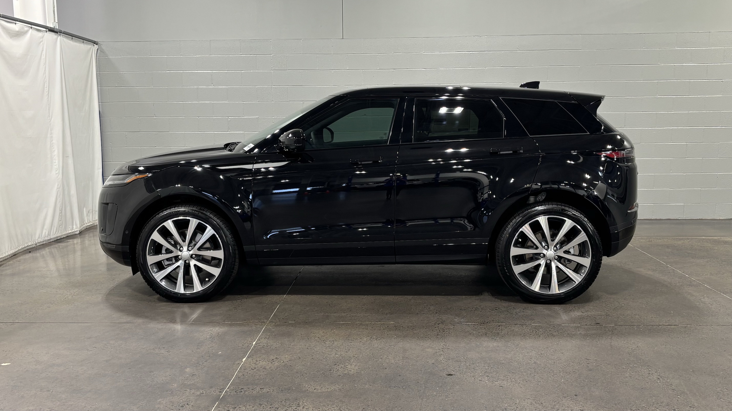 2026 Land Rover Range Rover Evoque Core S
