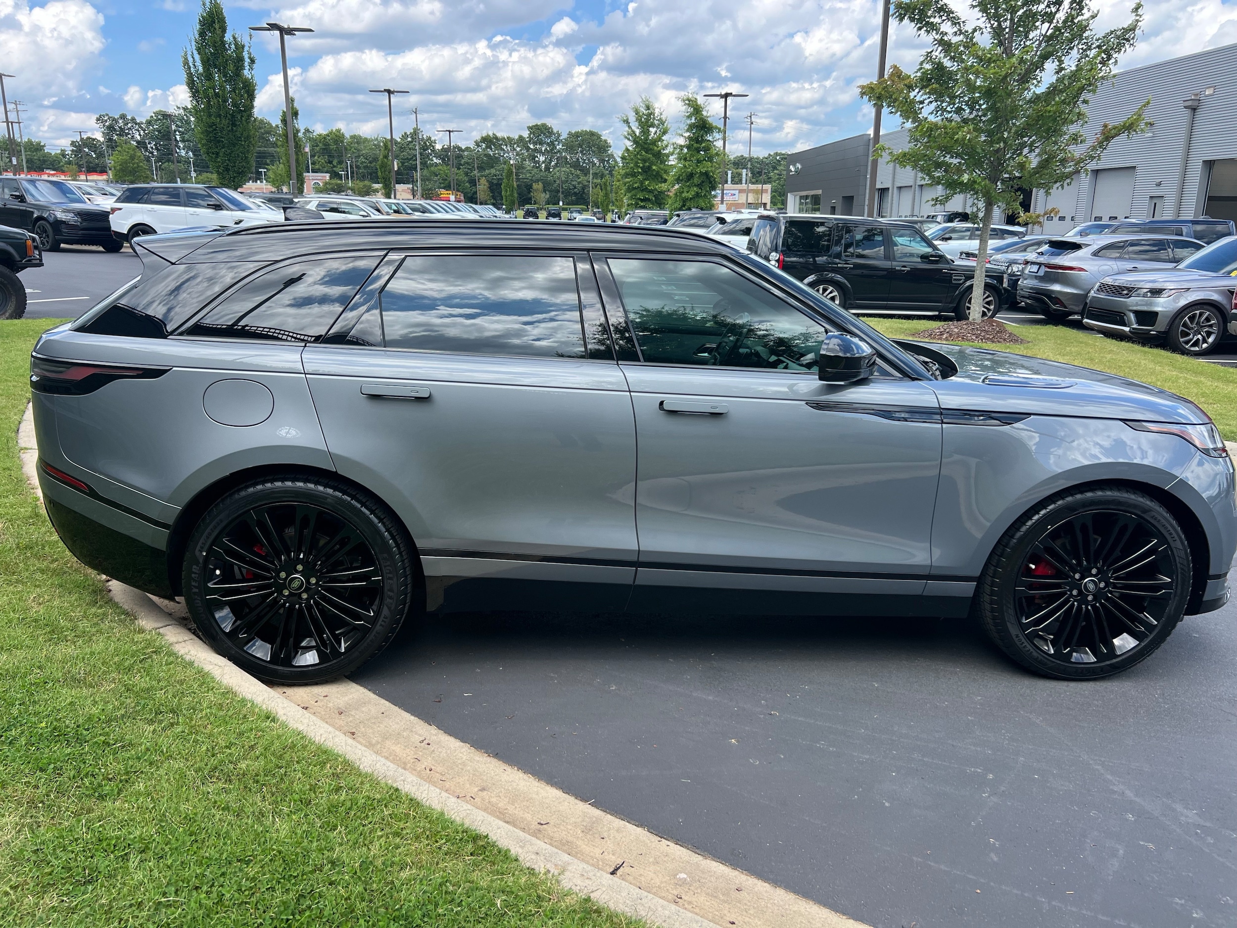 Land Rover Range Rover Velar Dynamic SE