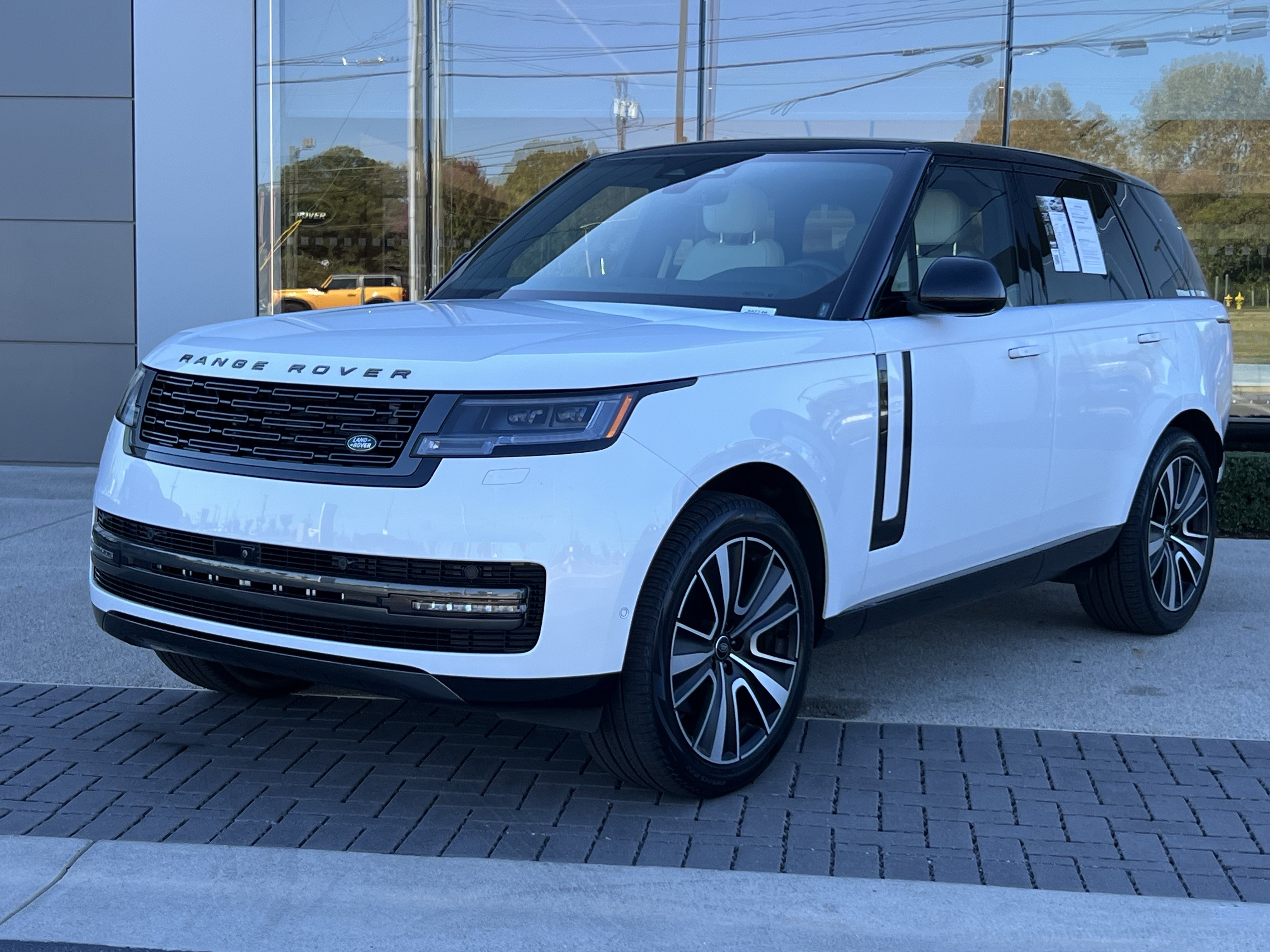 Certified 2025 Land Rover Range Rover SE SUV