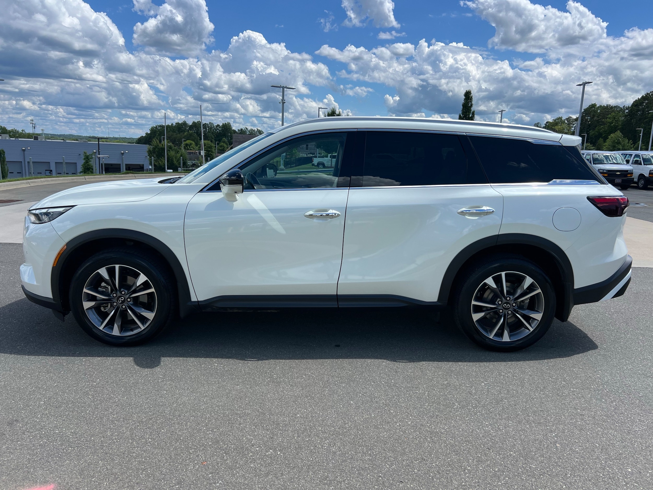 INFINITI QX60 LUXE
