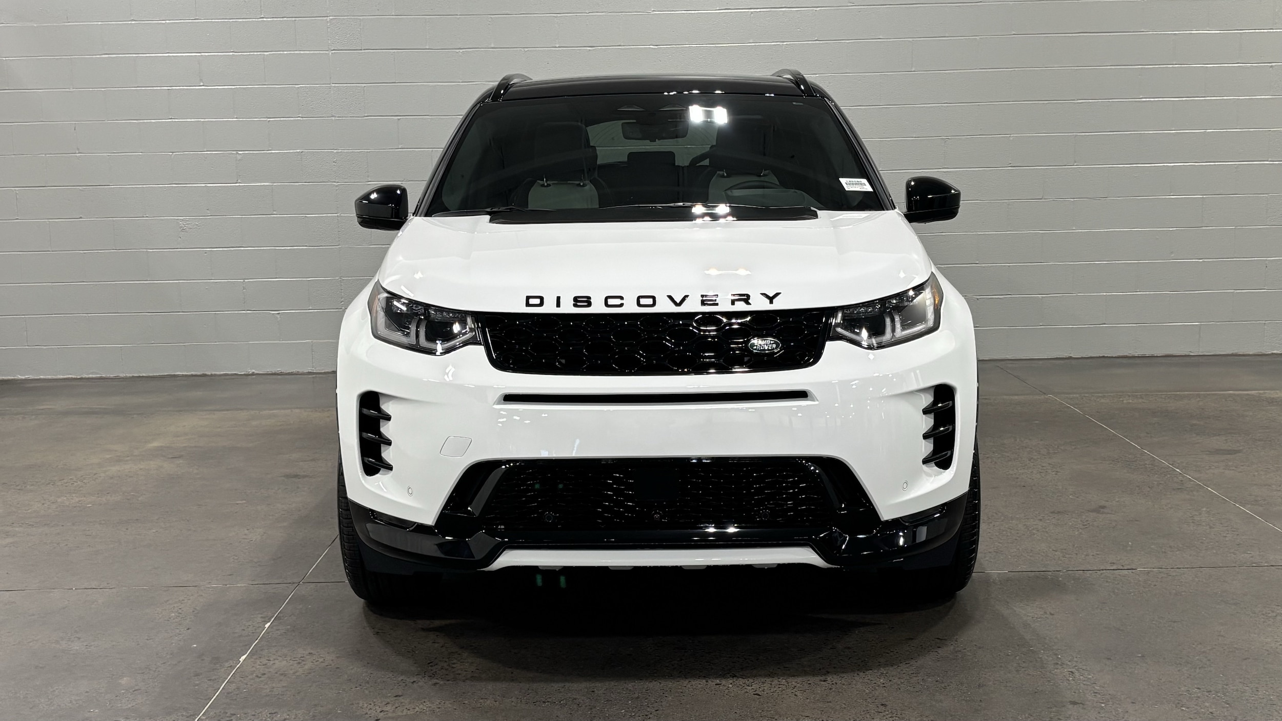 2026 Land Rover Discovery Sport Landmark
