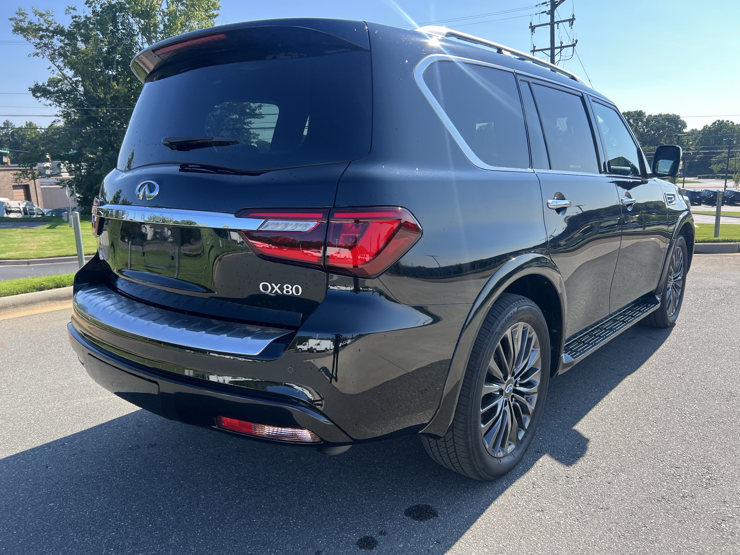INFINITI QX80 SENSORY