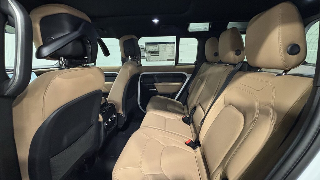 Used 2026 Land Rover Defender X-Dynamic SE SUV