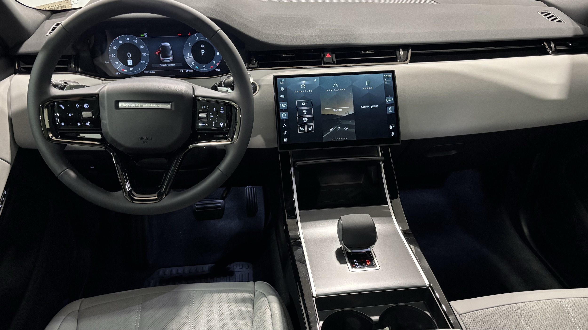 2026 Land Rover Range Rover Evoque Core S