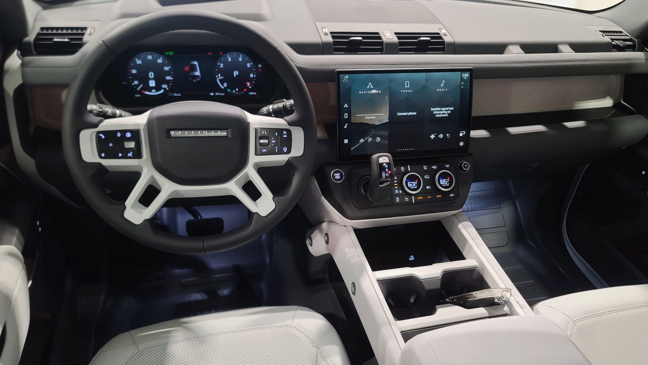 2026 Land Rover Defender S photo 4