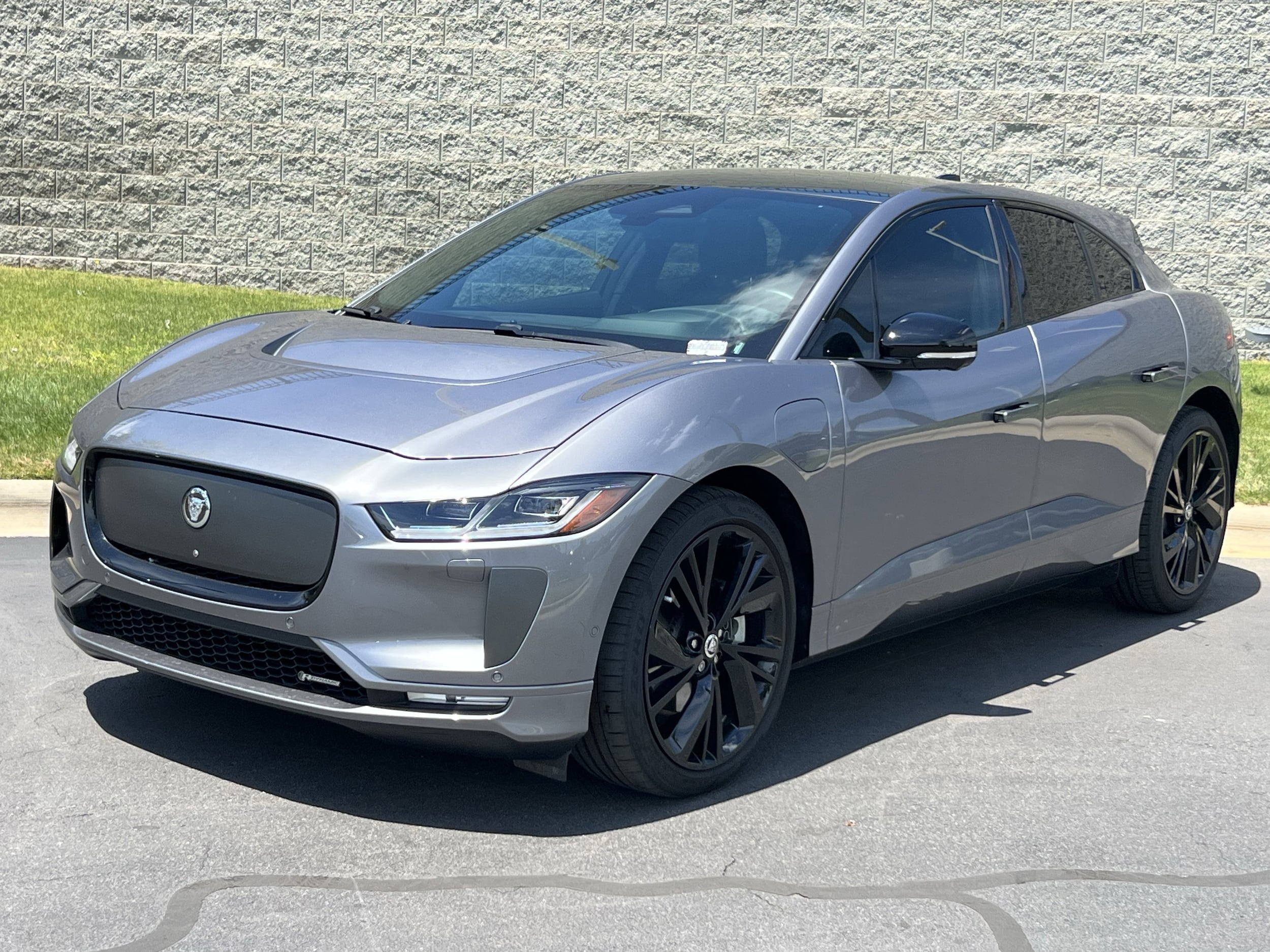 Used 2024 Jaguar I-PACE R-Dynamic HSE with VIN SADHM2S1XR1642231 for sale in Charlotte, NC