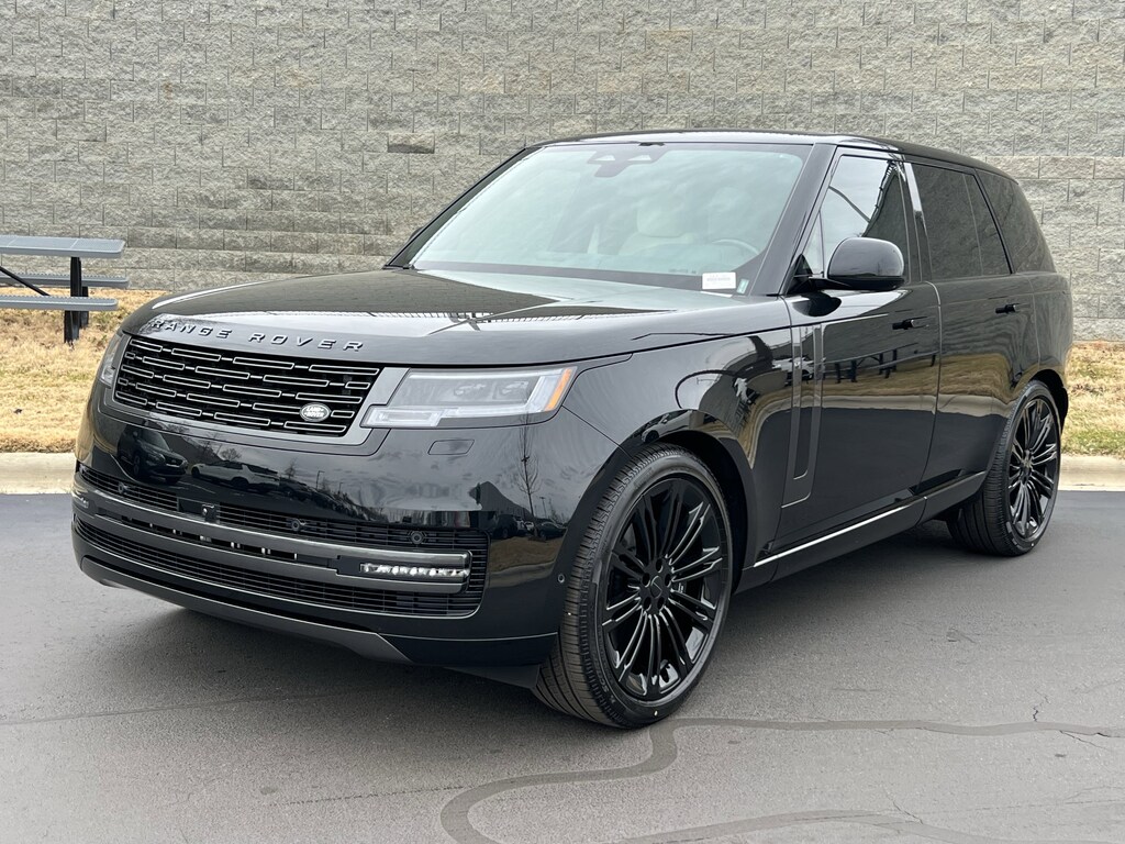 New 2026 Land Rover Range Rover SE SUV