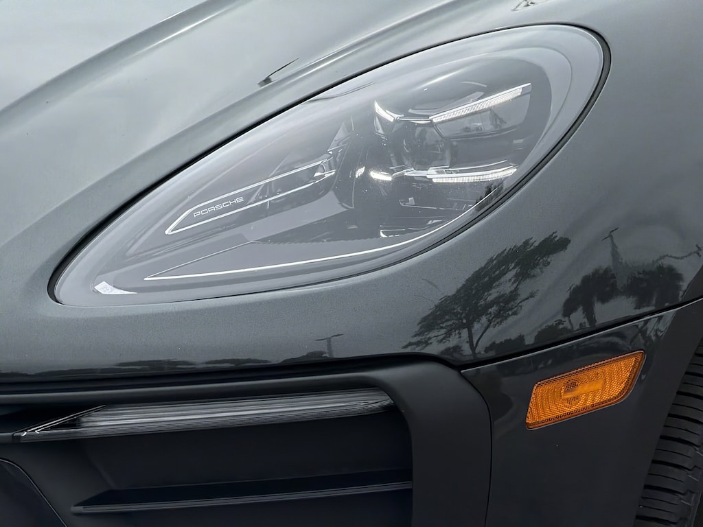 Used 2022 Porsche Macan SUV