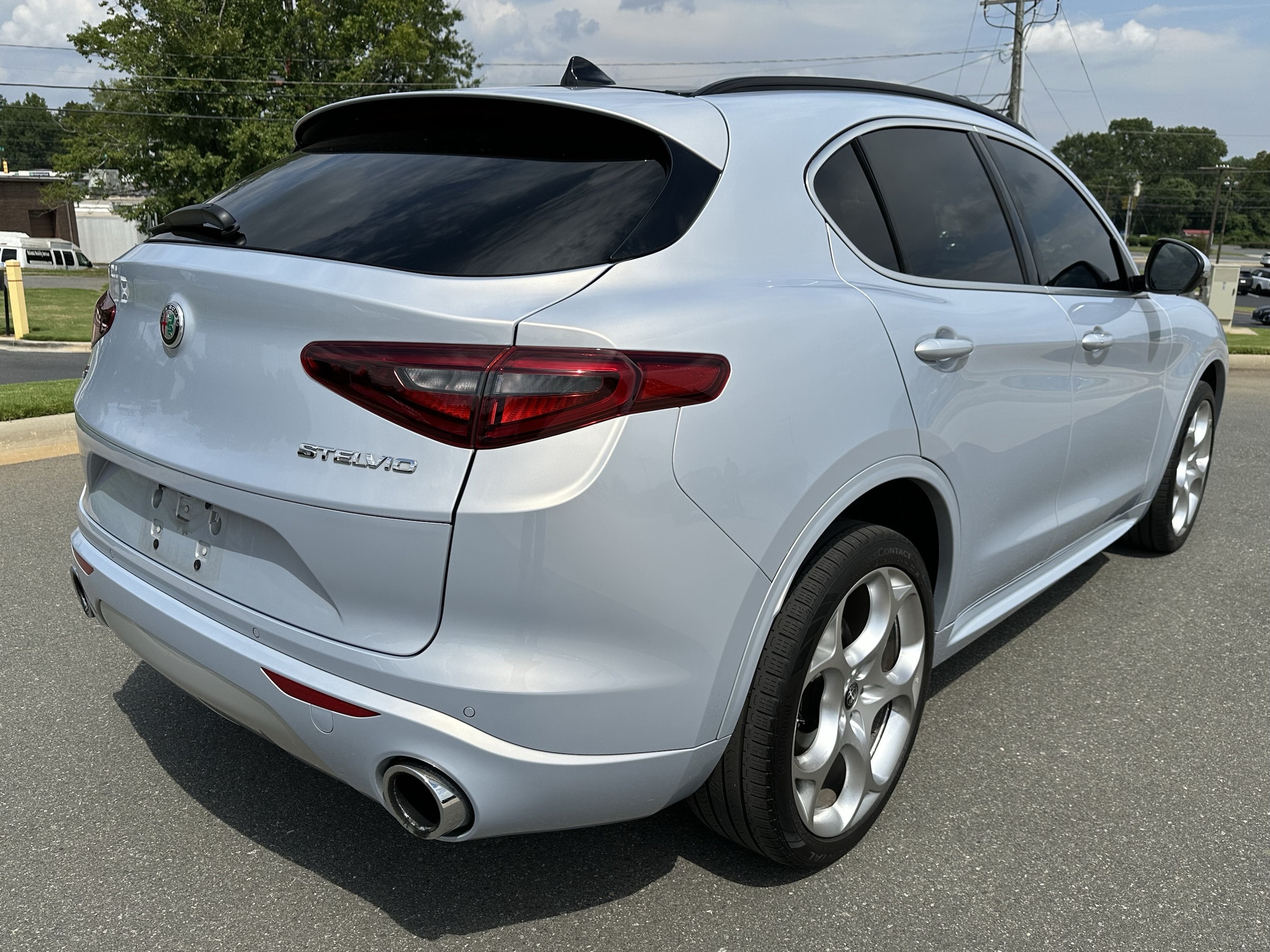 2023 Alfa Romeo Stelvio Lusso
