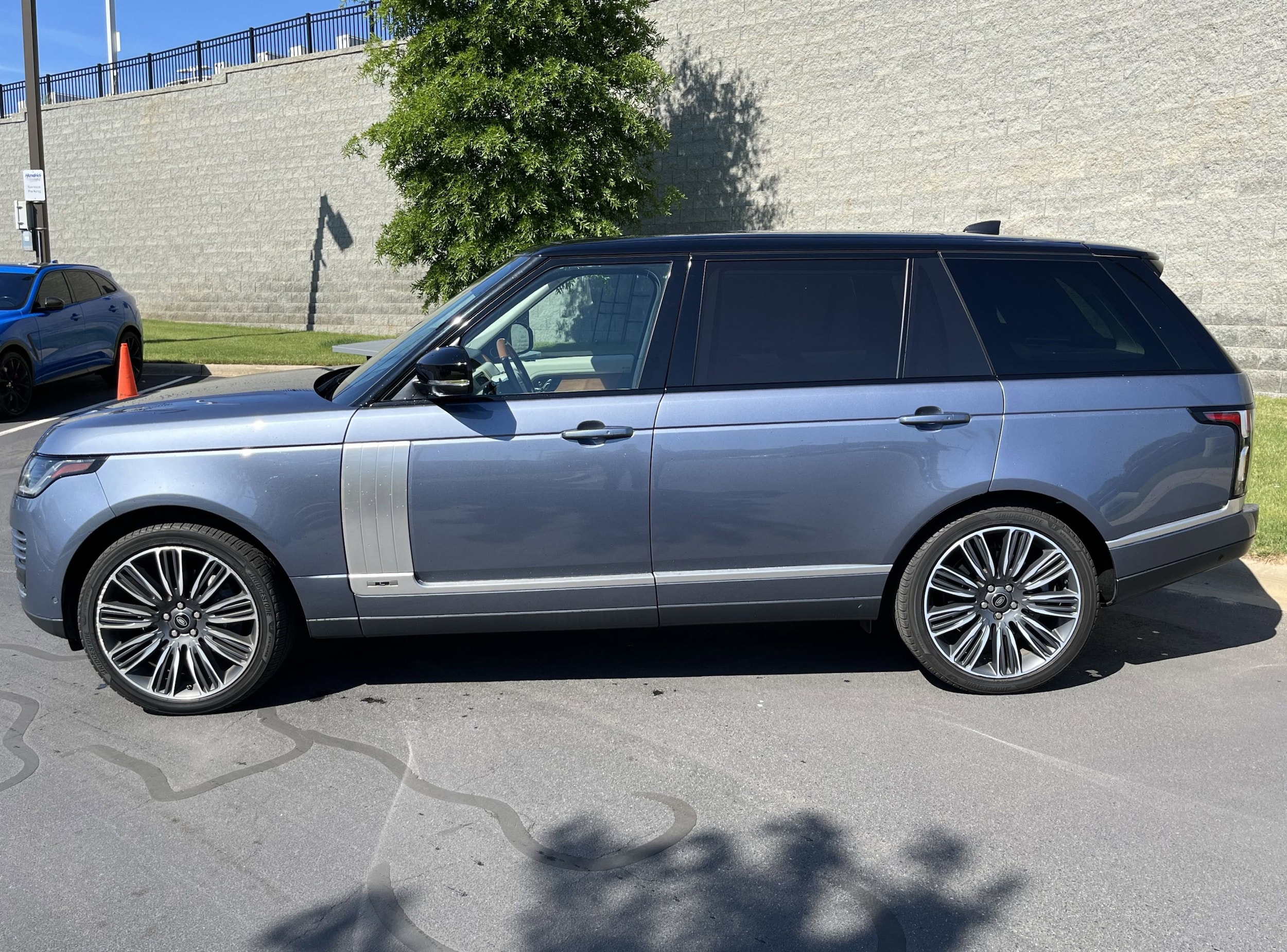 2021 Land Rover Range Rover P525 Westminster photo 2