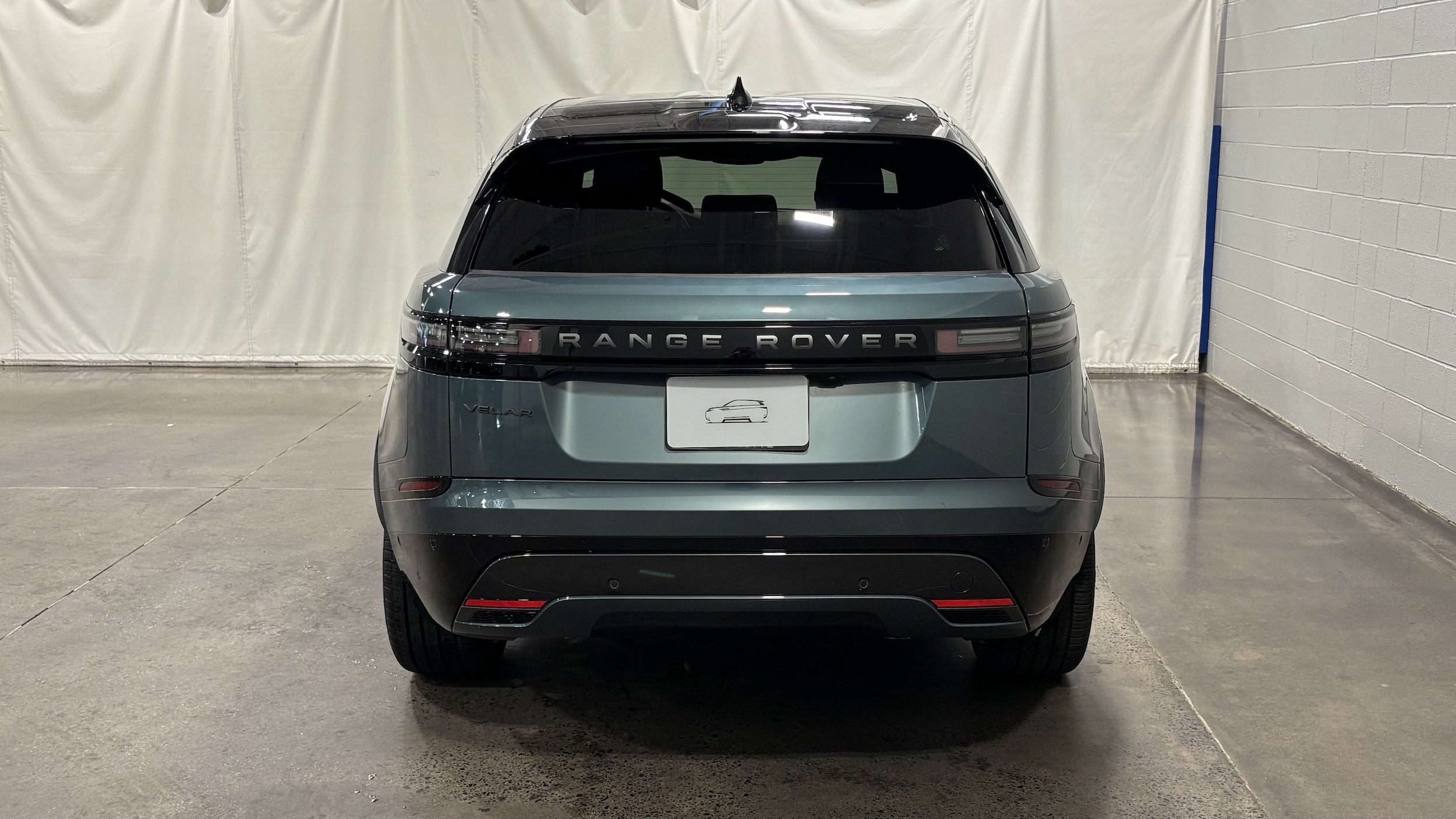 2026 Land Rover Range Rover Velar Belgravia Edition