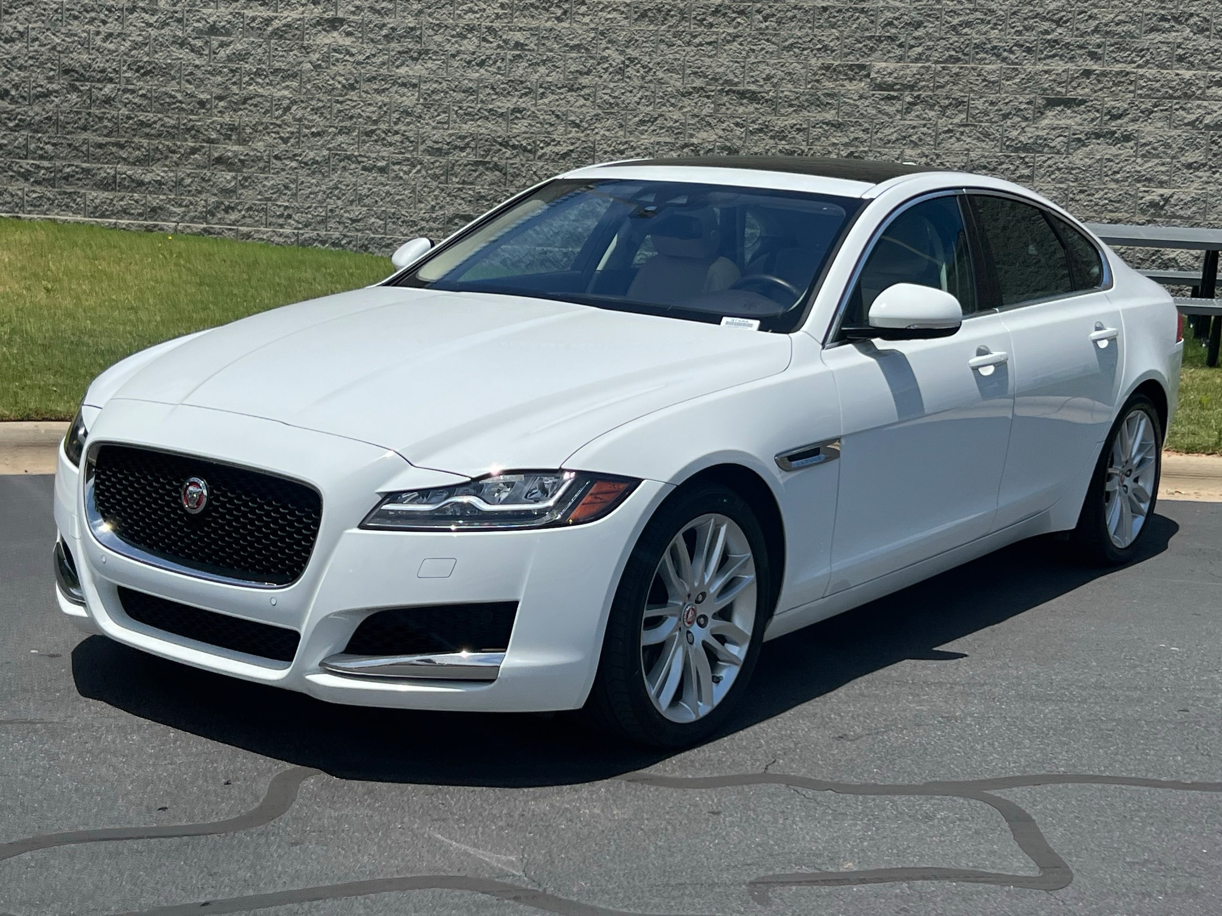 Jaguar XF 35t Prestige