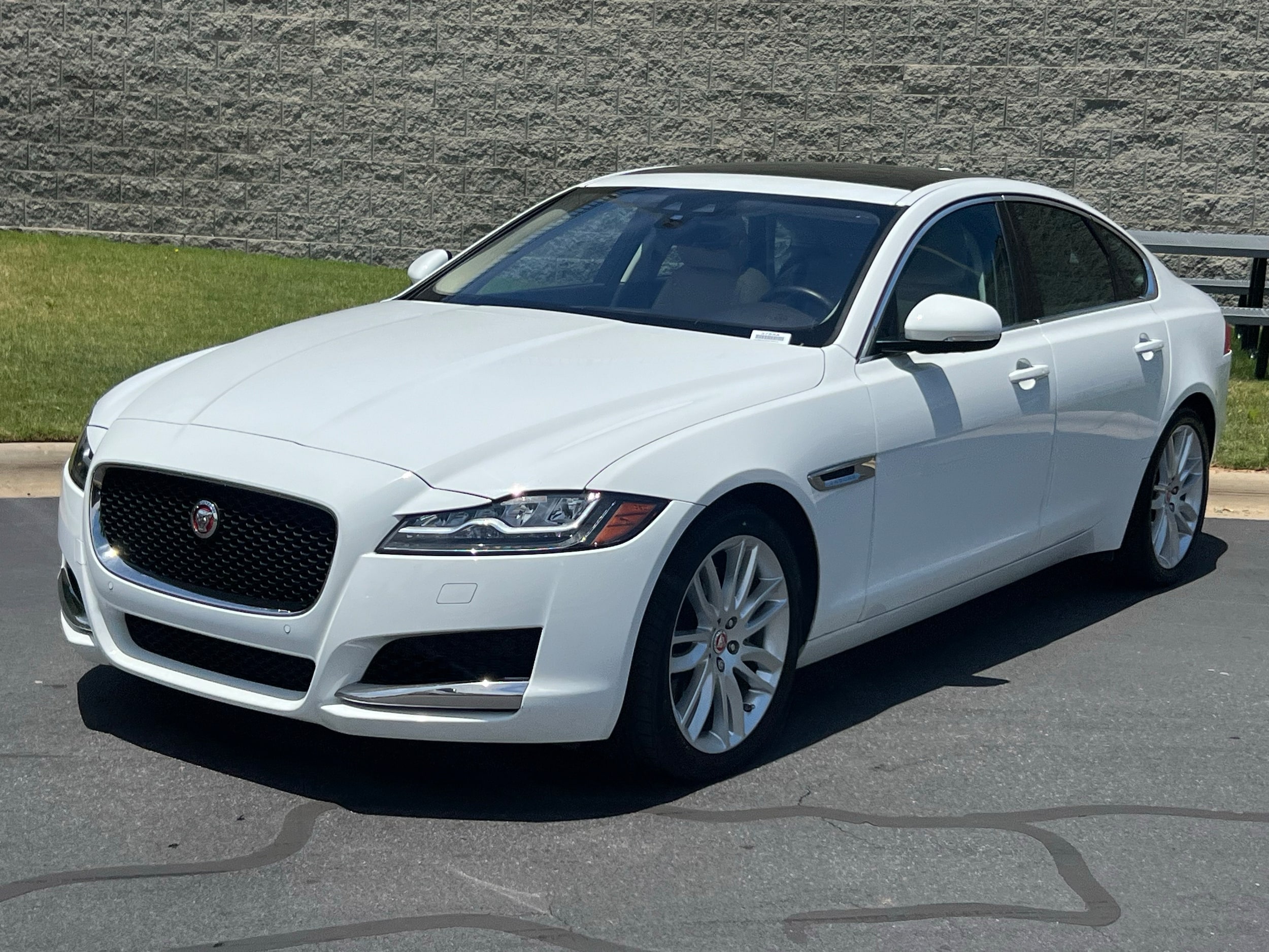 Jaguar XF 35t Prestige