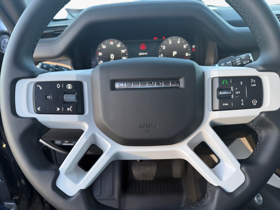 2026 Land Rover Defender X-Dynamic SE - Photo 12