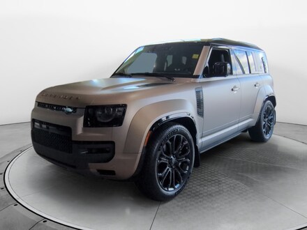 2026 Land Rover Defender 110 Octa SUV