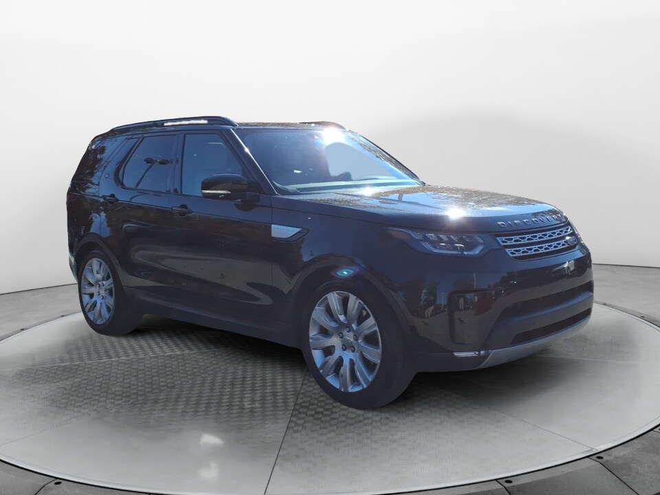 2020 Land Rover Discovery HSE photo 3