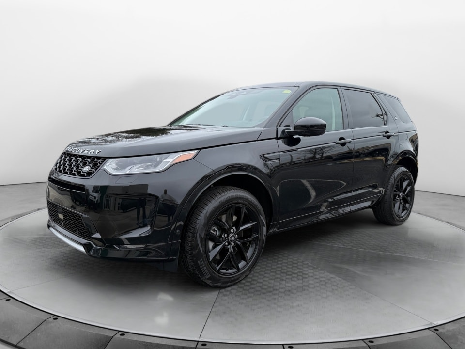 2025 Land Rover Discovery Sport S's photo