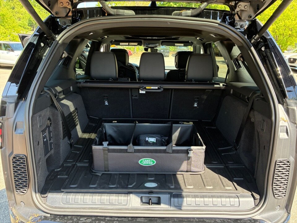 2026 Land Rover Discovery Gemini Edition - Photo 15