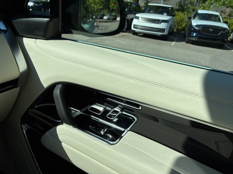 2026 Land Rover Range Rover SE - Photo 30