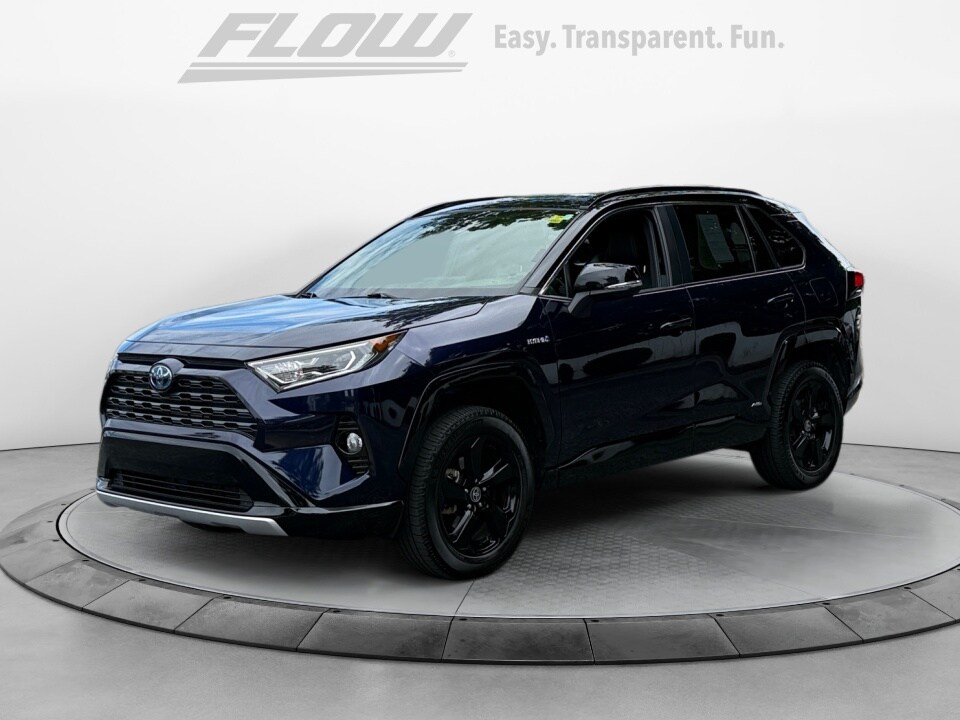 2021 Toyota RAV4 Hybrid XSE photo 3