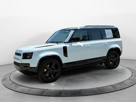 2026 Land Rover Defender 110 X-Dynamic SE SUV