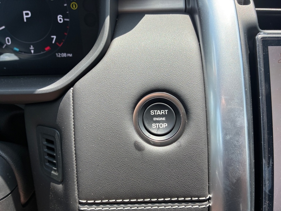 2026 Land Rover Discovery Tempest Edition - Photo 20