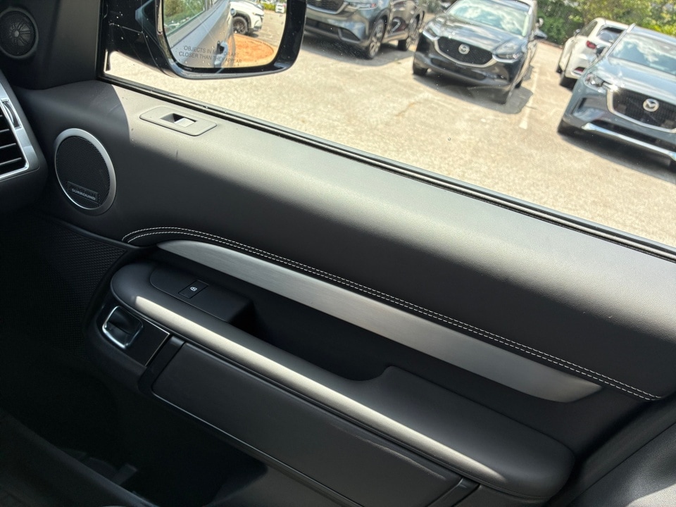 2026 Land Rover Discovery Tempest Edition - Photo 31