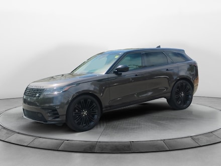2026 Land Rover Range Rover Velar Dynamic SE SUV