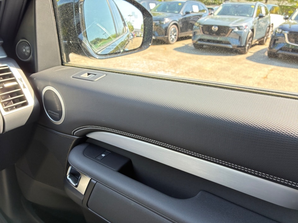 2026 Land Rover Discovery Gemini Edition - Photo 31